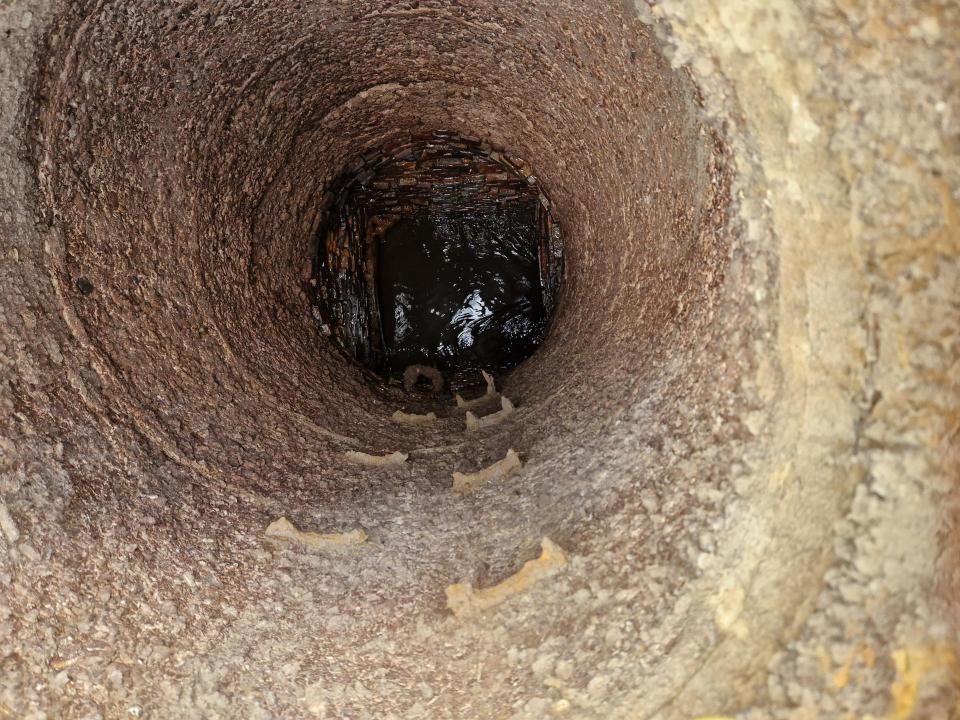 Schacht vor der Sanierung